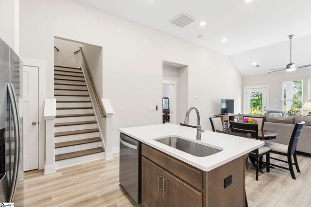 414 Ambleside Lane, Greenville, SC 29605