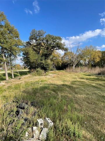 9722 Willow Street, Houston, TX 77088