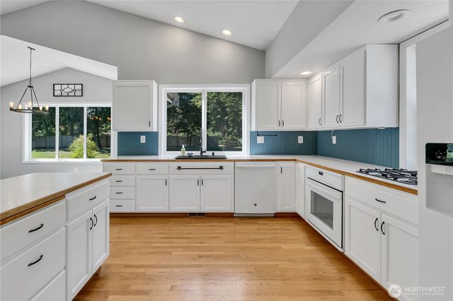 12019 258th Avenue E, Buckley, WA 98321
