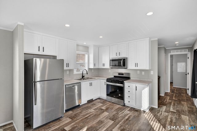 59 Kings Highway 5, Ledyard, CT 06335