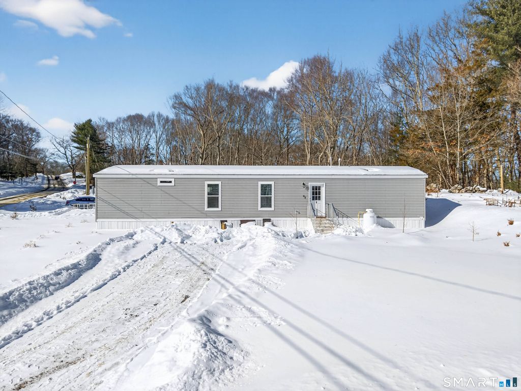 59 Kings Highway 5, Ledyard, CT 06335