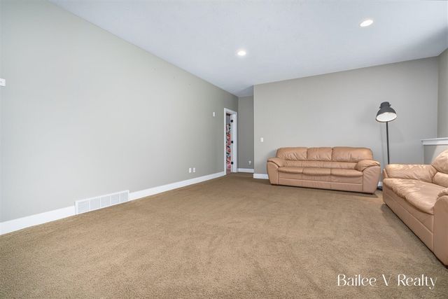 7173 Nantucket Drive, Byron Center, MI 49315