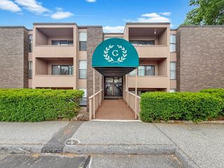 22 Shrewsbury Green Dr I, Shrewsbury, MA 01545