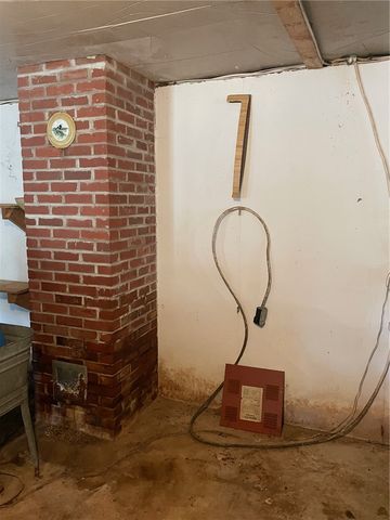 271 CR 510, Berryville, AR 72616