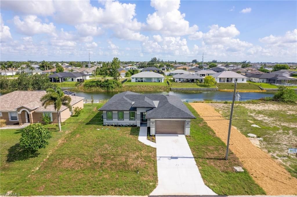 614 NW 9th ST, CAPE CORAL, FL 33993 — photo 2