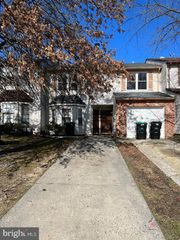 68 HOPEWELL LN #B, Sicklerville, NJ 08081