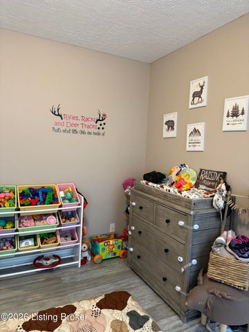 106 Willow Creek Ct, Mt Washington, KY 40047