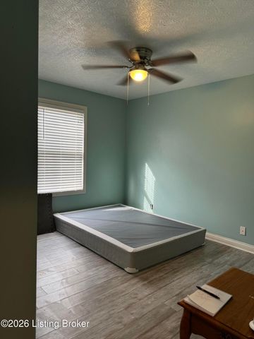 106 Willow Creek Ct, Mt Washington, KY 40047