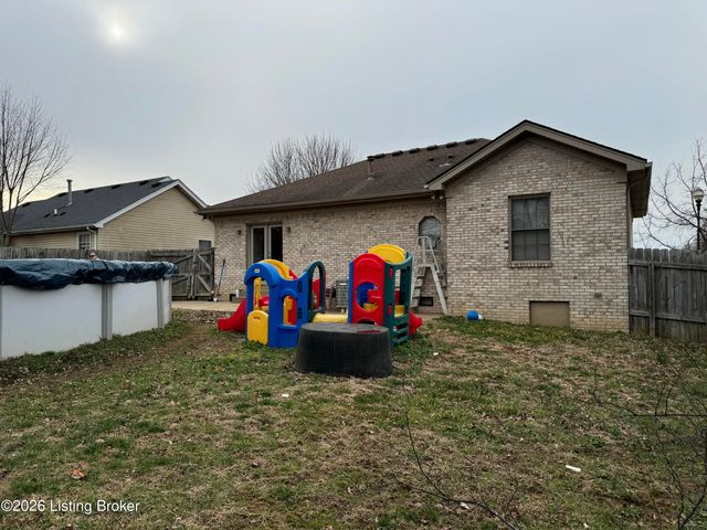 106 Willow Creek Ct, Mt Washington, KY 40047