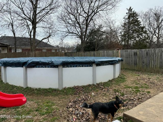 106 Willow Creek Ct, Mt Washington, KY 40047