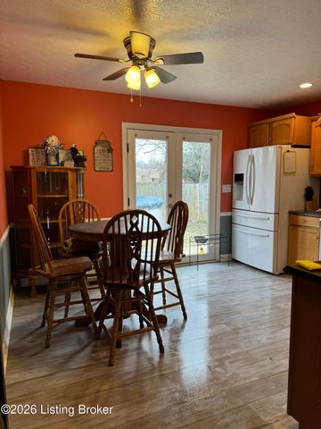 106 Willow Creek Ct, Mt Washington, KY 40047