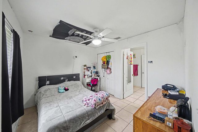 2900 W 42nd St Street W, Lehigh Acres, FL 33971