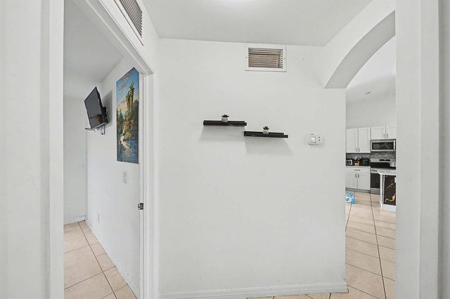 2900 W 42nd St Street W, Lehigh Acres, FL 33971