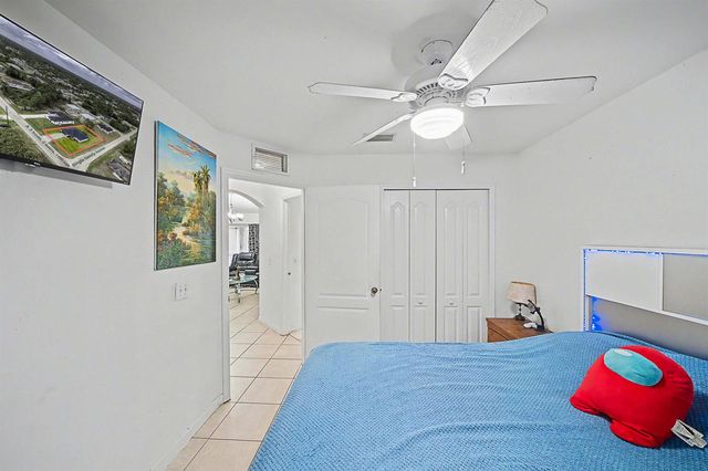 2900 W 42nd St Street W, Lehigh Acres, FL 33971