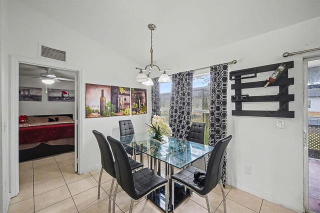 2900 W 42nd St Street W, Lehigh Acres, FL 33971