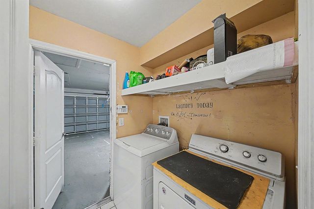 2900 W 42nd St Street W, Lehigh Acres, FL 33971