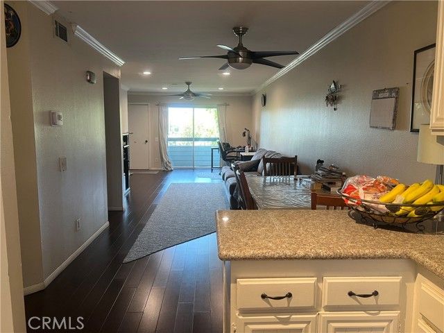 26961 Rainbow Glen Dr 733, Canyon Country (santa Clarita), CA 91351