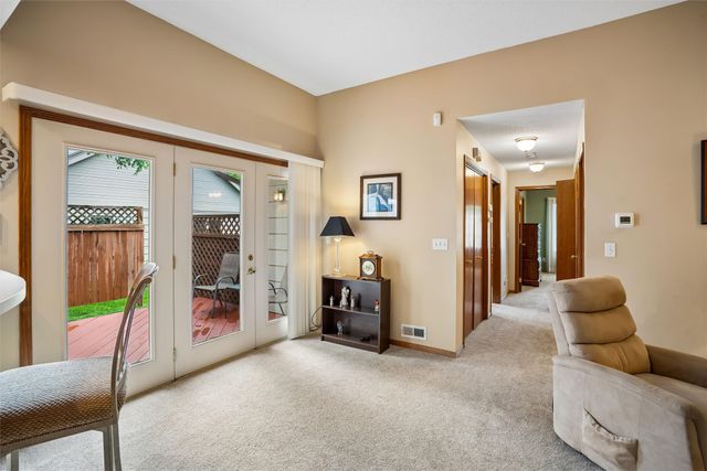 3305 Ep True Parkway 503, West Des Moines, IA 50265
