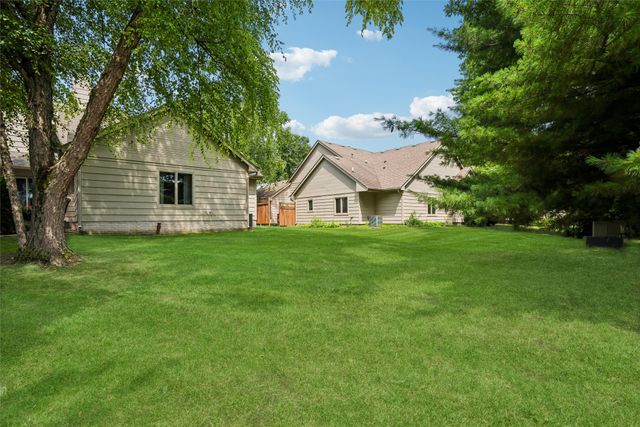 3305 Ep True Parkway 503, West Des Moines, IA 50265