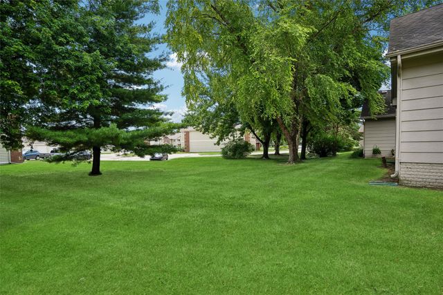 3305 Ep True Parkway 503, West Des Moines, IA 50265
