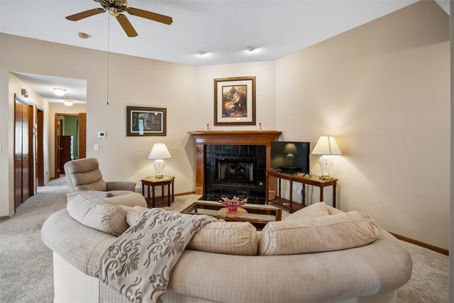 3305 Ep True Parkway 503, West Des Moines, IA 50265