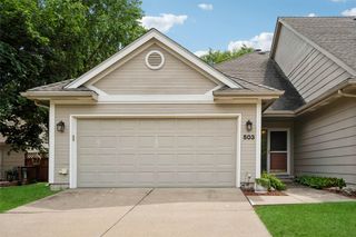 3305 Ep True Parkway 503, West Des Moines, IA 50265
