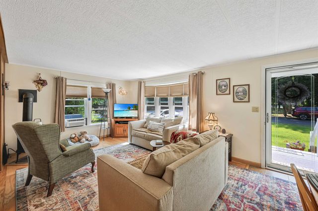 718 Red Pine Road, Williston, VT 05495