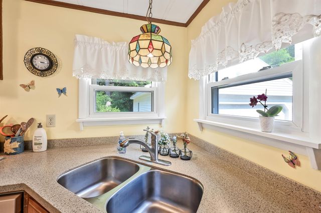 718 Red Pine Road, Williston, VT 05495