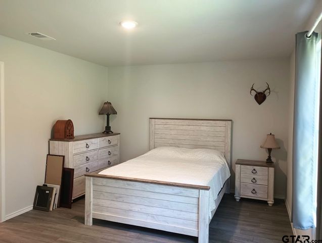 1196 Clover Ct, Chandler, TX 75758