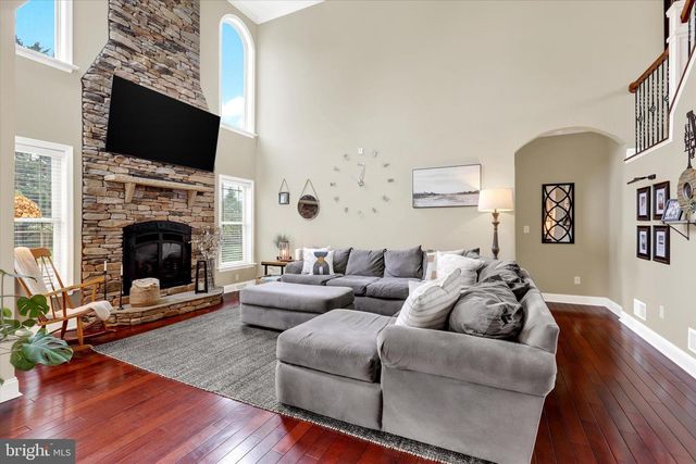 196 SUMMER BREEZE LN, Chambersburg, PA 17202