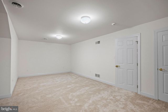 5 HOLLY LN, Mohnton, PA 19540