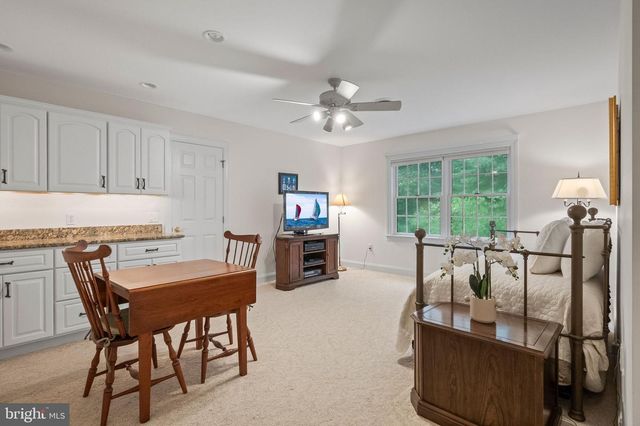 5 HOLLY LN, Mohnton, PA 19540