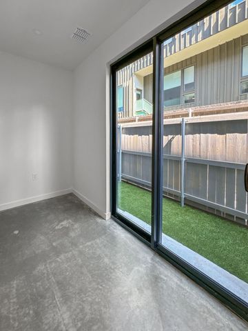 4803 Manett Street 103, Dallas, TX 75204