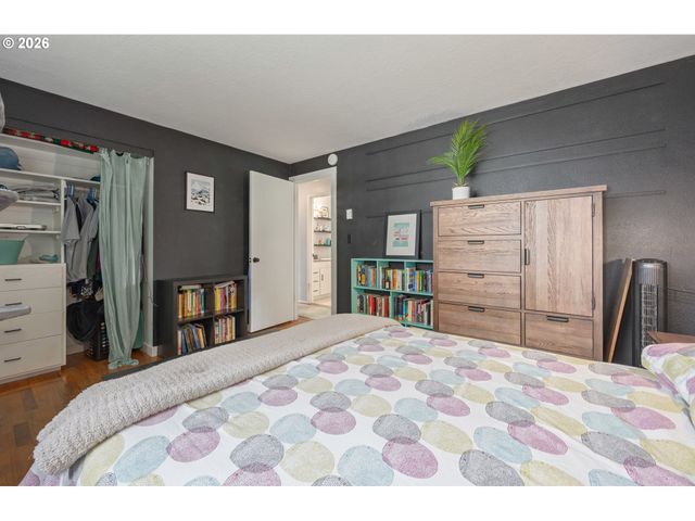 230 RIVER LOOP 2, Eugene, OR 97404