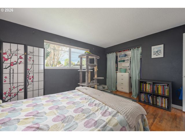 230 RIVER LOOP 2, Eugene, OR 97404