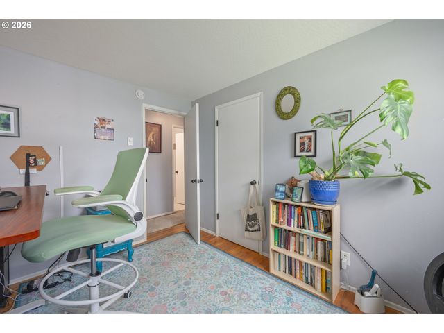 230 RIVER LOOP 2, Eugene, OR 97404