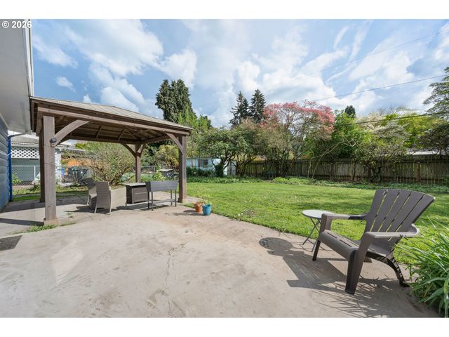 230 RIVER LOOP 2, Eugene, OR 97404