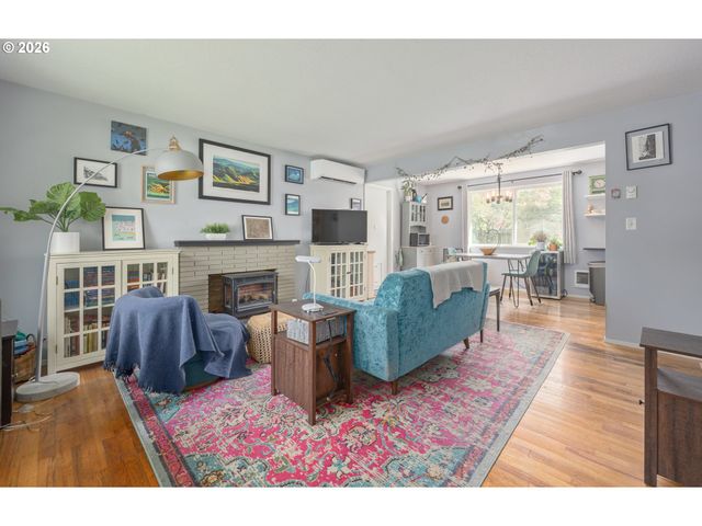 230 RIVER LOOP 2, Eugene, OR 97404