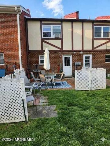 65 Briar Mills Drive, Brick, NJ 08724
