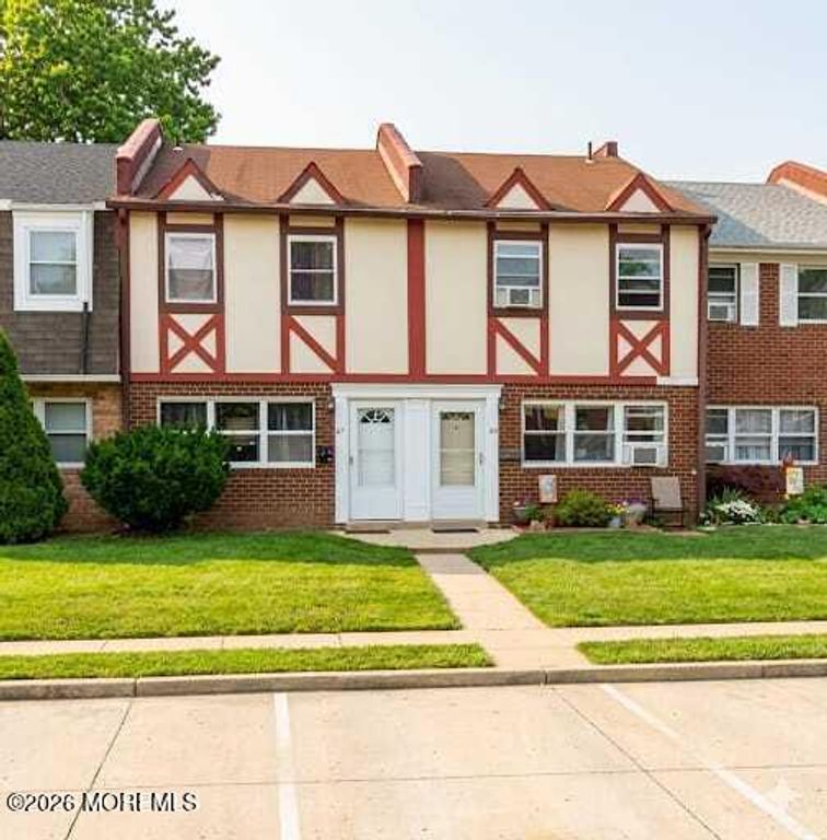 65 Briar Mills Drive, Brick, NJ 08724