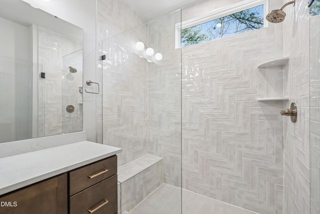 252 Oak Summit Place, Chapel Hill, NC 27516