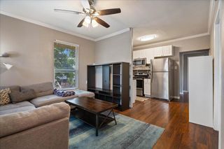 204 E 30th ST 204, Austin, TX 78705