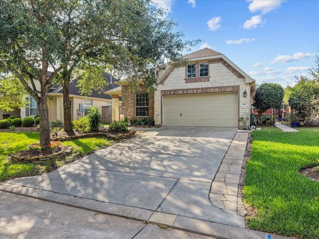 1607 S Primavera Drive, Pearland, TX 77581