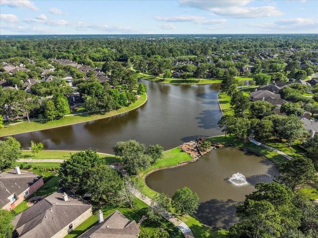 1607 S Primavera Drive, Pearland, TX 77581