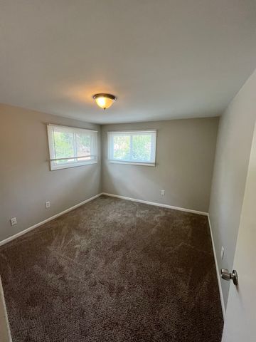 21142 Locust Street, Matteson, IL 60443