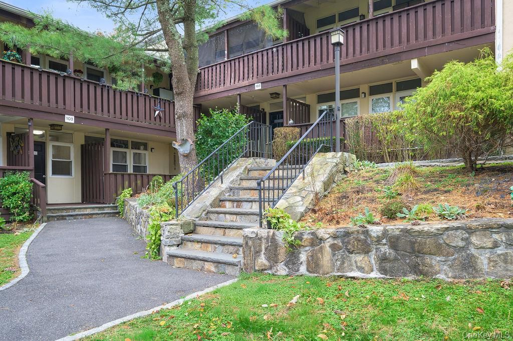 103 Wiltshire Road D6, Scarsdale, NY 10583