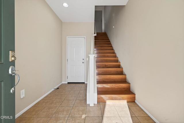 2715 Smokey Mountain Drive, Oxnard, CA 93036