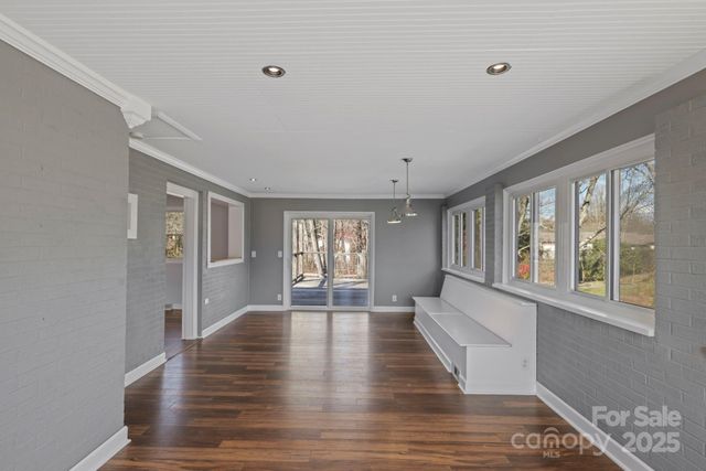 68 Lisam Way, Etowah, NC 28729