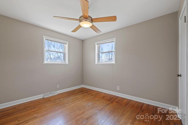 68 Lisam Way, Etowah, NC 28729