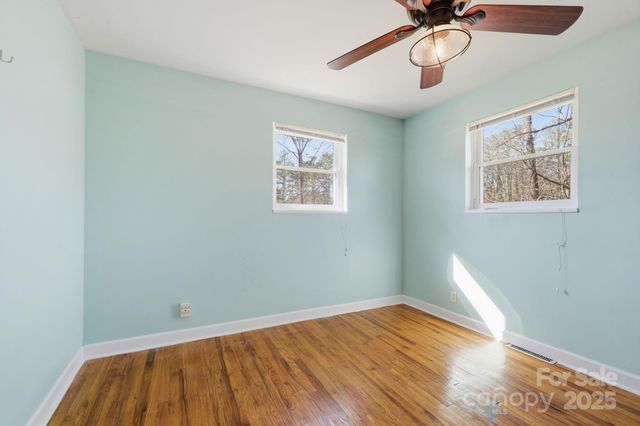 68 Lisam Way, Etowah, NC 28729